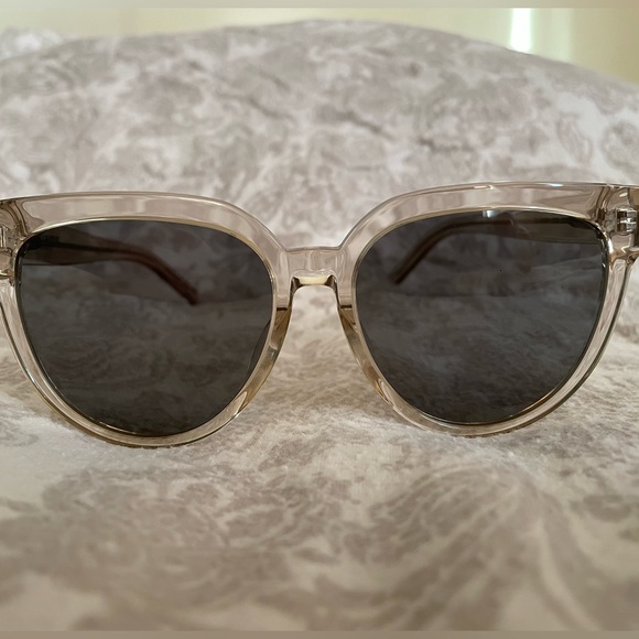 Clear Frame YSL Sunglasses with Original Case - Picture 11 of 15